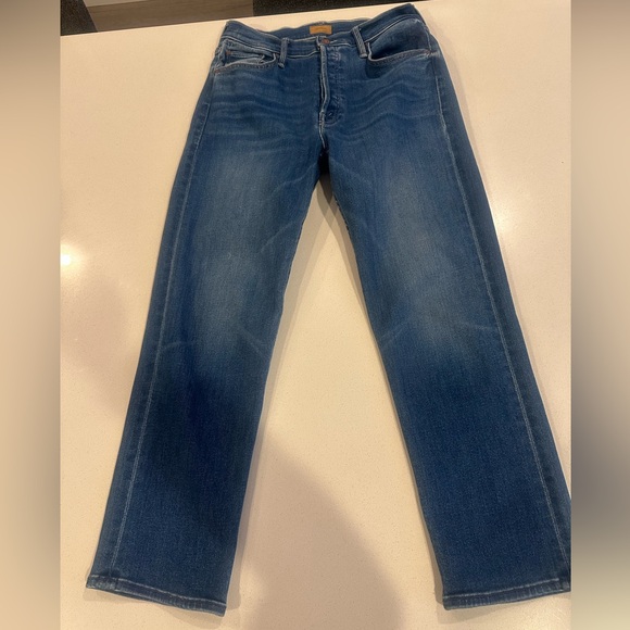 Mother denim size 28.  Hardly worn because they are too big for me - Picture 1 of 5